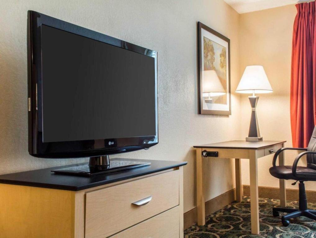 Hotel Quality Geneseo